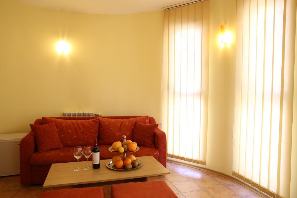 Family Hotel Papi Ράζλογκ Δωμάτιο φωτογραφία