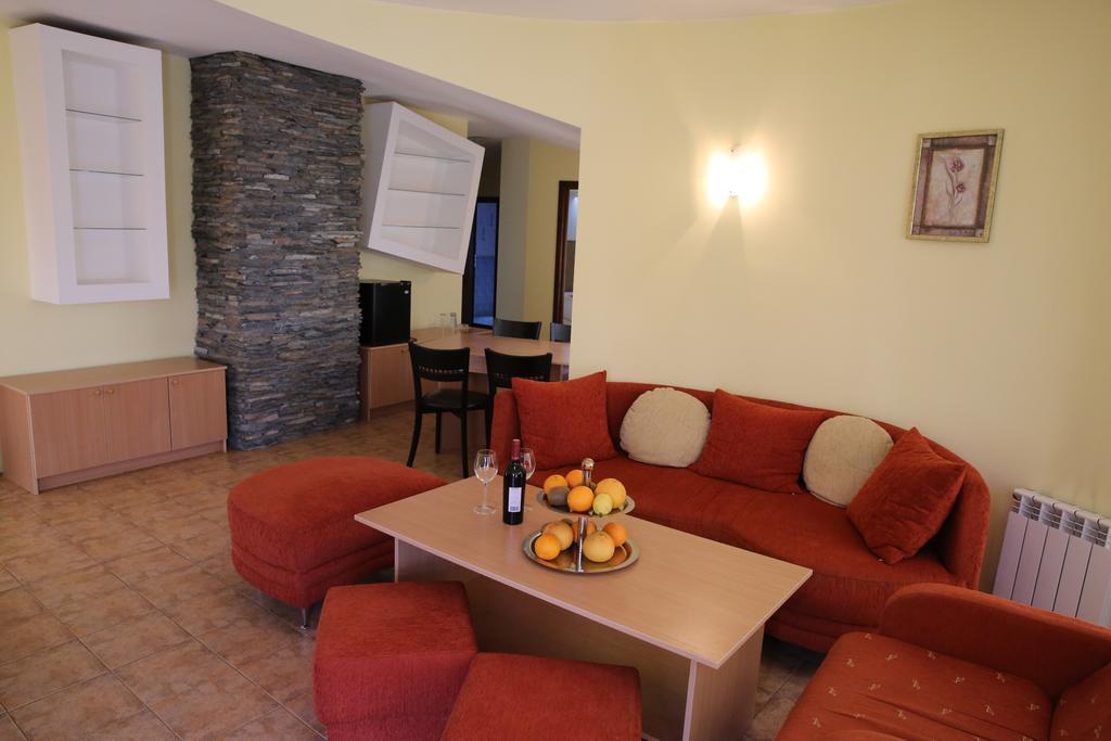 Family Hotel Papi Ράζλογκ Δωμάτιο φωτογραφία