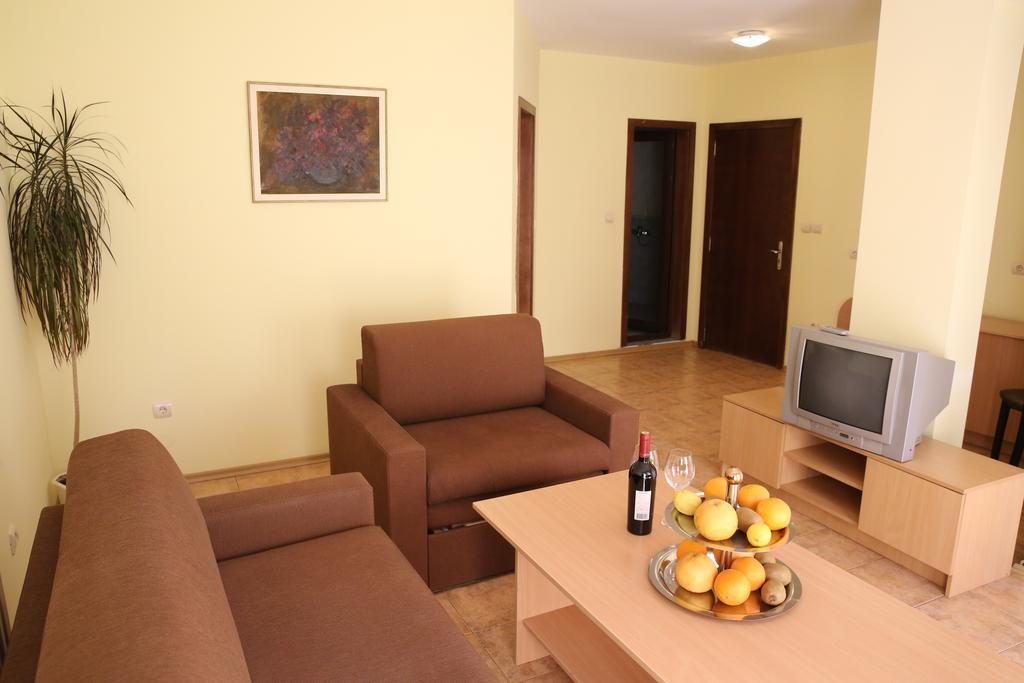 Family Hotel Papi Ράζλογκ Δωμάτιο φωτογραφία